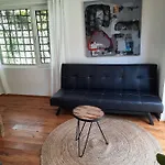 Arthouse Lola *